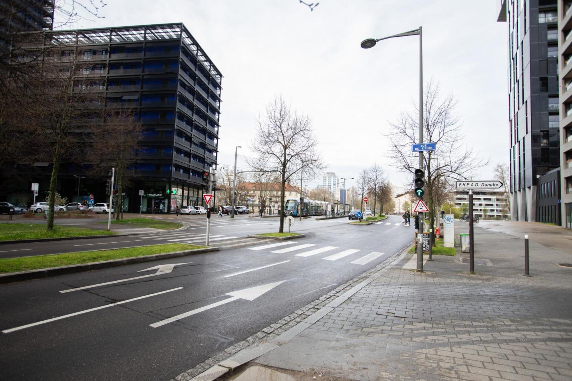 Appartement Moderne Au Centre Ville Strasbourg Exteriör bild